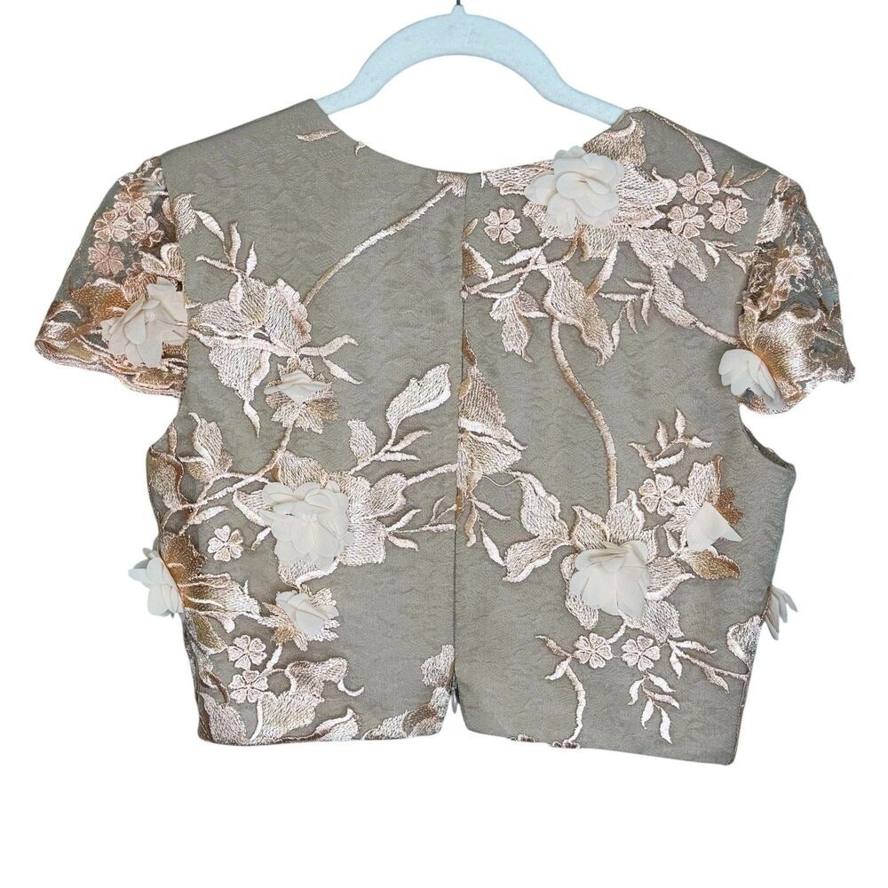 Dress The Population 2 Piece Set Womens M Beige Floral Embroidered Top Skirt - Picture 7 of 12
